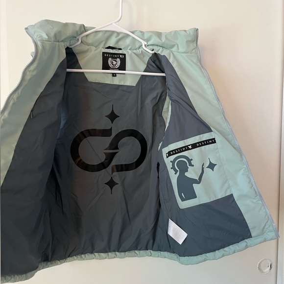 Destiny 2 Bungie Rewards Deep Stone Crypt Reversible Puffer Vest - Picture 7 of 11